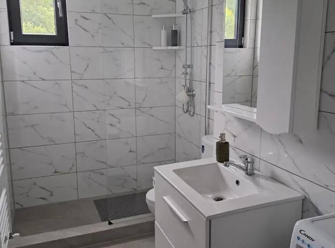 Come&enjoy * Κραϊόβα